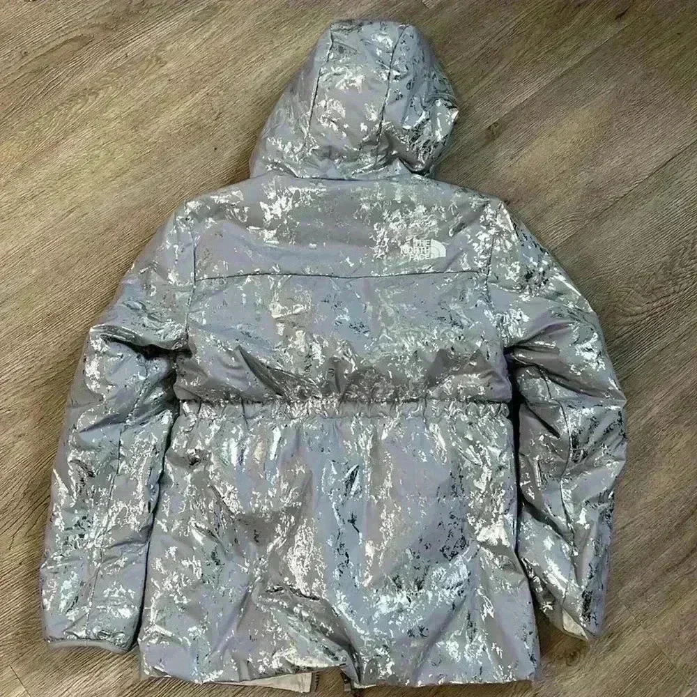 The North Face Girls’ Reversible Mossbud Parka, Large (Size 12)
